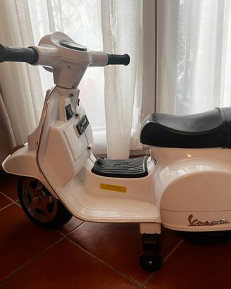 Vespa elettrica per bambini