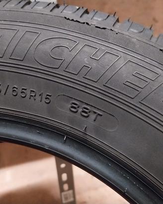 Gomme 185 - 65 R15