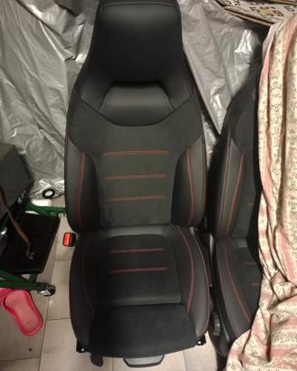 Sedili anteriori Mercedes A45