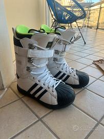 Scarponi snowboard shop adidas superstar