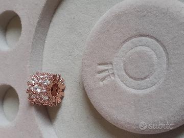 Pandora 788487C01 Charm scintillante rosa e bianco