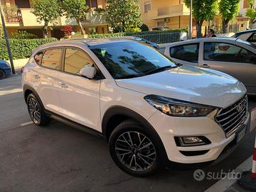 Auto con motore rotto