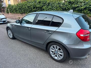 Bmw 116d 2009 233000 km €4000