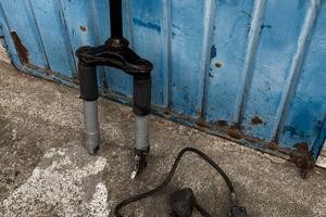 Forcella e impianto frenante Zip