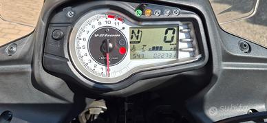 Suzuki V storm 650