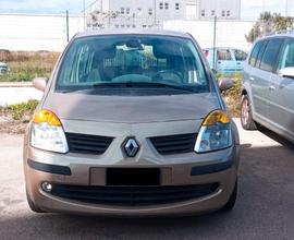 Renault Modus 1.2 16V Confort Authentique