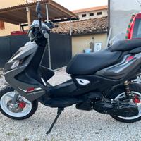 Yamaha aerox r 2016