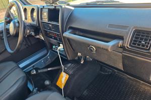 Suzuki samurai sj413