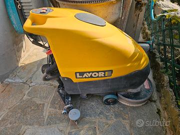 lavasciuga pavimenti professionale 