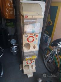 distributore gashapon bandai