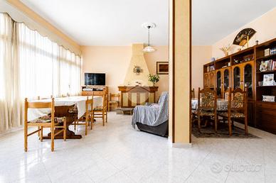 5 LOCALI A QUARTU SANT'ELENA