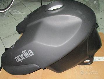 Serbatoio benzina grigio dus aprilia caponord 1000