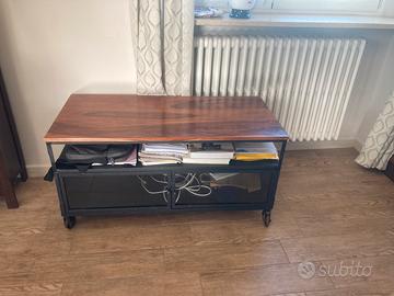 Mobiletto in Ferro battutto