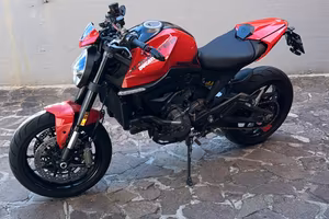 Ducati monster 937  2022