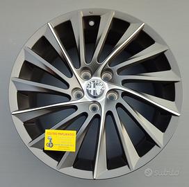 4 Cerchi In Lega 18 ORIGINALI Alfa Romeo Giulietta