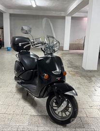 Aprilia habana custom 125