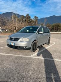 Volkswagen Touran 2005