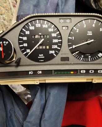 Strumentazione BMW e30
