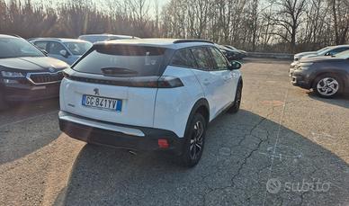 Peugeot 2008 1.5 bluehdi Allure