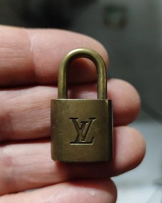 lucchetto Luis Vuitton originale 