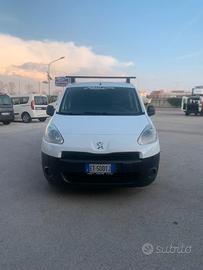 Peugeot Partner furgone con porta laterale 1.600 h