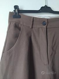 Pantaloni donna marrone vita alta con pieghe Zars