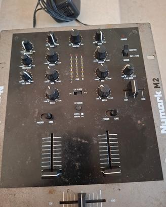 Mixer Numark M2