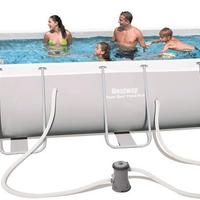 Piscina fuori terra completa di accessori