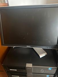 Pc i 7 postazione completa di monitor