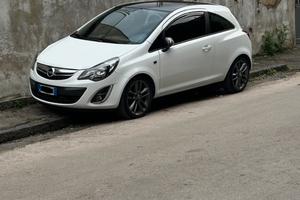 Opel Corsa D b-color 1.3 95 cv