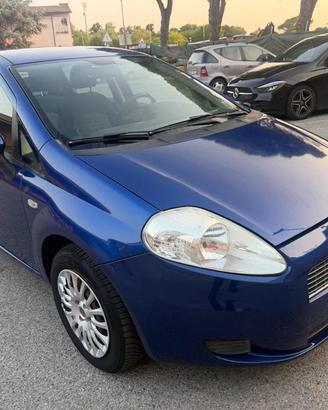 FIAT Grande Punto 1.4 Starjet 16V 5p Emotion sen