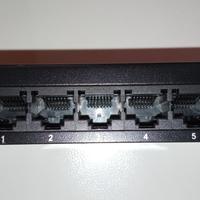 Switch 5 porte D-Link nuovo