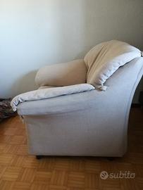 Poltrona in tessuto sfoderabile