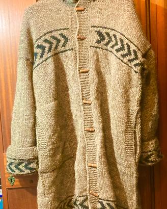 Abito vestito lana e cappuccio moda outfit firmata