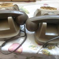 2 telefoni a rotella