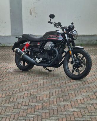 Moto guzzi v7 850 special edition