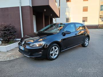 Volkswagen Golf 1.2 TSI 85 CV 5p. Teck & sound OK 
