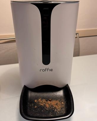 Distributore automatico cibo animali