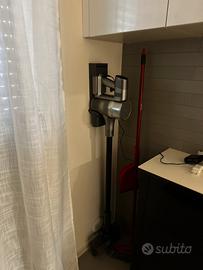 Aspirapolvere come nuova completa di accessori