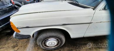 MERCEDES-BENZ 240 D 1980 - PARAFANGO SINISTRO