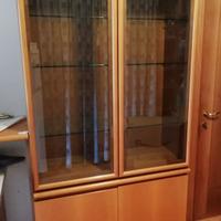 Mobile componibile con vetrina 