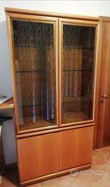 Mobile componibile con vetrina 