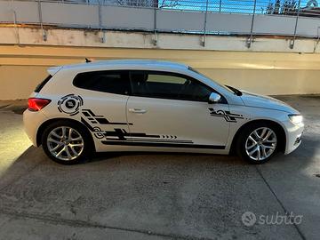 VOLKSWAGEN SCIROCCO 1.4 tsi 122 CV neopatentati
