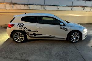 VOLKSWAGEN SCIROCCO 1.4 tsi 122 CV neopatentati