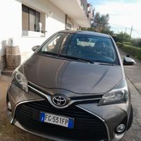toyota yaris full optional 