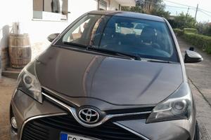 toyota yaris full optional 