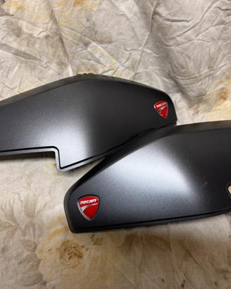 Cover multistrada volcano grey