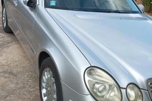 MERCEDES E 270 CDI