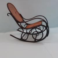 Dondolo Thonet originale