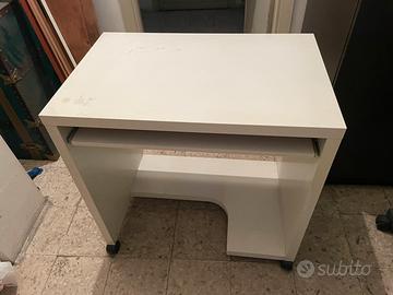 Tavolo da Pc in formica Bianca